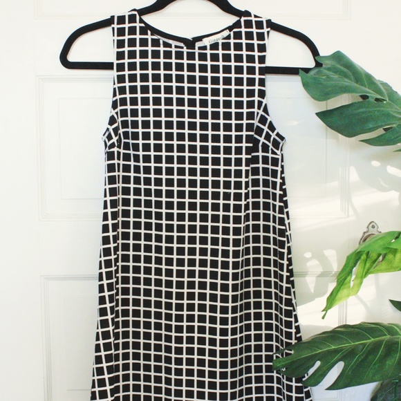 Ginger G Dresses & Skirts - Black and White Dress